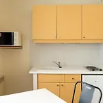 Hotel Capfun Le Saint Germain, Paris