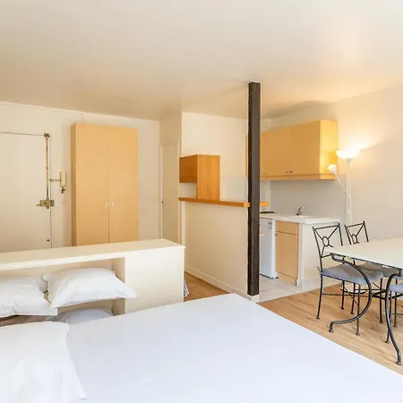 Capfun Le Saint Germain, Parigi